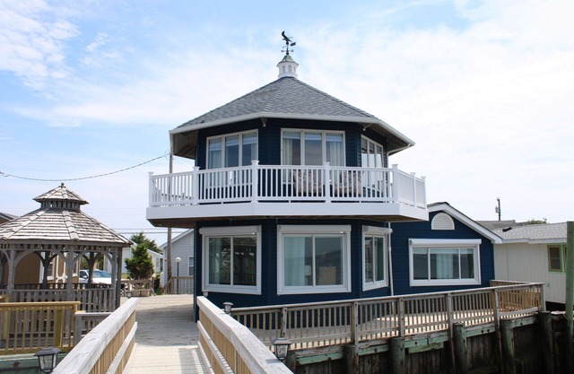 Fortescue Oceanfront Getaway