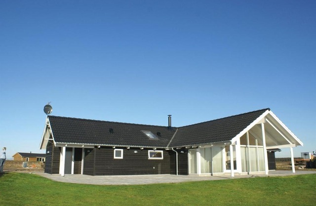 Four-Bedroom Holiday Home Helledievej with a Sauna 07