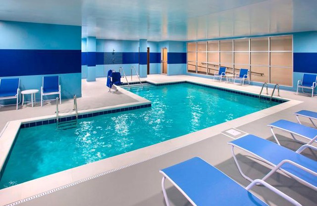 Four Points by Sheraton Charleston