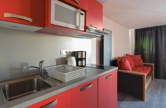 Cozy Studio Near Slopes, Wellness Area, Pet-Friendly