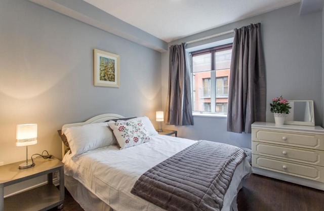 Francis Street Apartments - City Centre