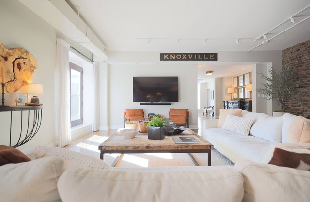 Friedman's Loft - The Ultimate Luxury Downtown Stay