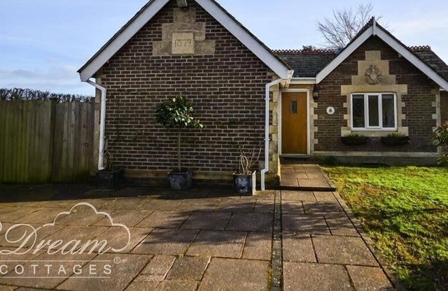 Frome Lodge Dorchester 