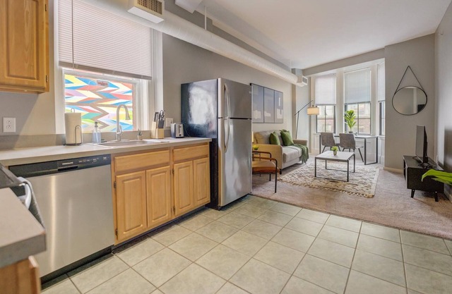 Frontdesk | 2 BR Apt by the Wolstein Center
