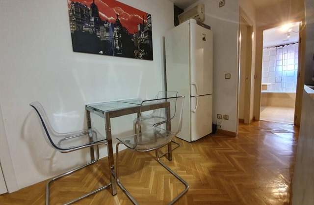 Fuencarral Barcelona. Court Apartments
