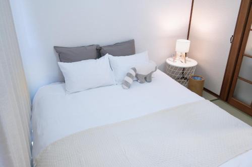 Fukuoka Hakata Stay 1BR with Balcony, TV and Laundry