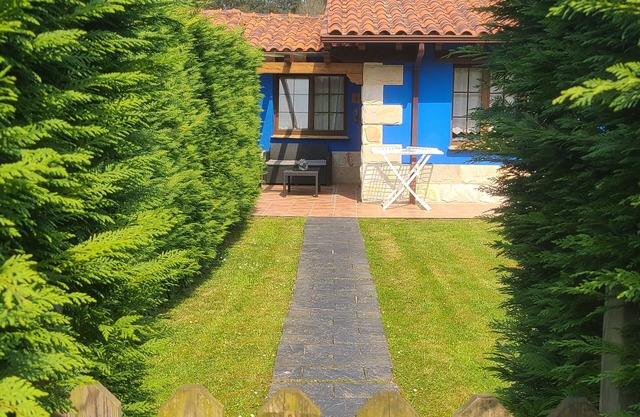 Full blue apartment in Llanes