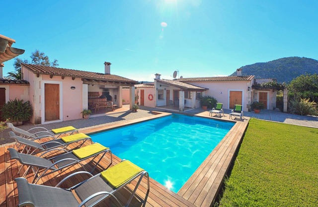 Fullos for six people with pool