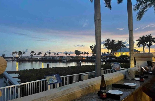 Fully Accessible Villa on the Canal