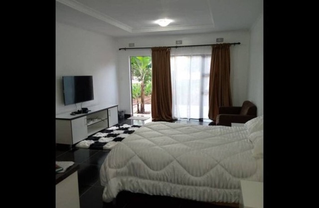 Fully furnished exclusive Studio