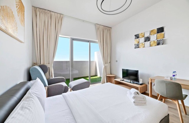 Fully Furnished Studio | 70m from Metro Station