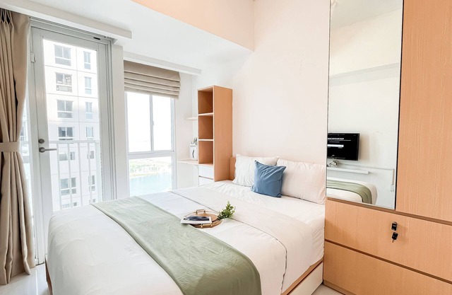 Fully Furnished Studio Room at Tokyo Riverside PIK 2 Apartment