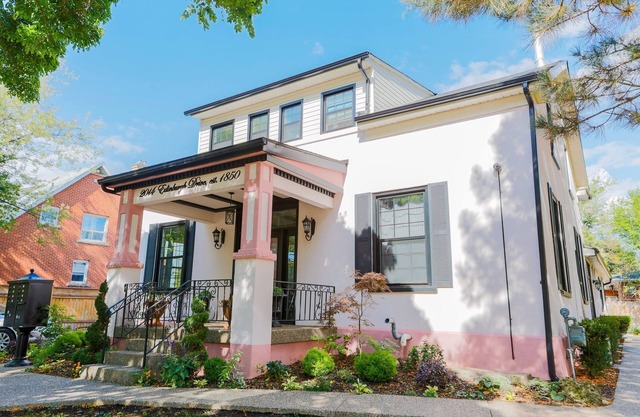 Fully Private 3 bdrm Suite The Winchester