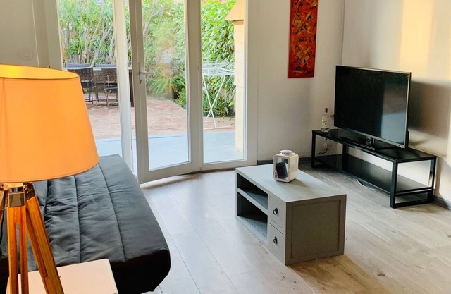 Fully renovated and equipped apartment for seasonal rental in Palavas