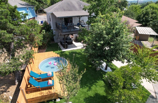 Fun & Stylish House - A hidden oasis in the heart of Central East Austin