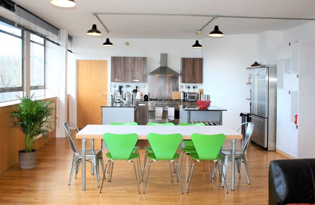 Funky Flat in the Heart of Bristol - Free Parking