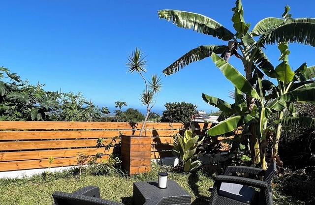 Furnished bungalow sea view