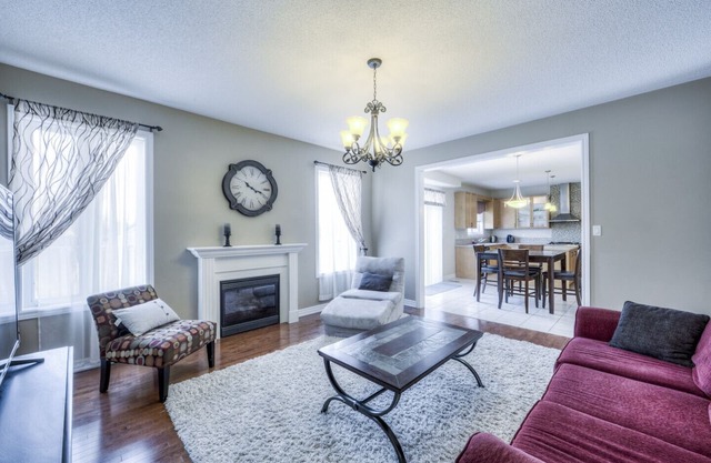Furnished Executive Home - Brampton (Toronto) Canada