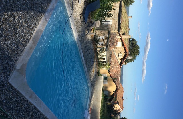 Furnished holiday studio with POOL access