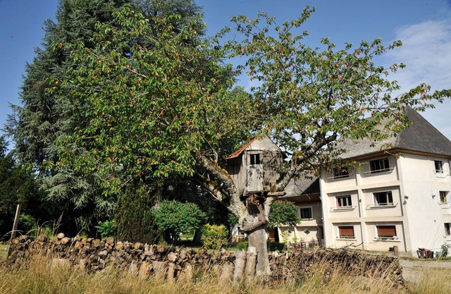 Gîte du Verger - La Serve de Veyssin, au Bord de L'étang