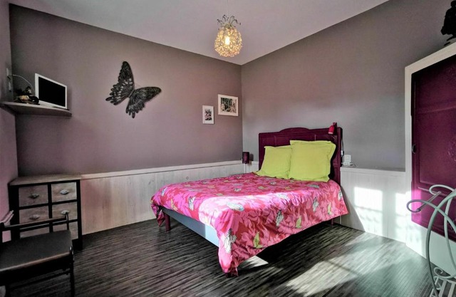 Gîte Allègre, 6 pièces, 12 personnes - FR-1-582-138