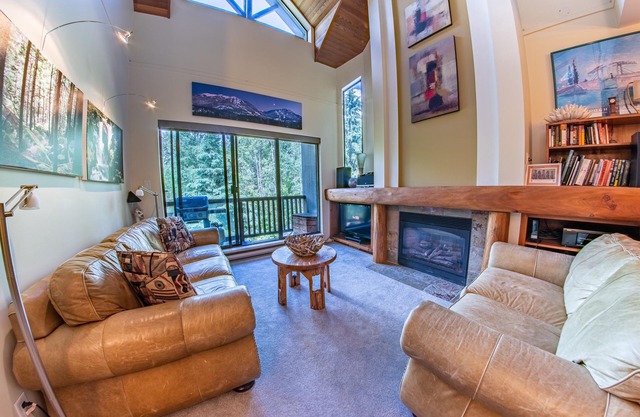 Gables 46 - Quiet Natural Location, Short Walk to Ski Slopes and Whistler Village