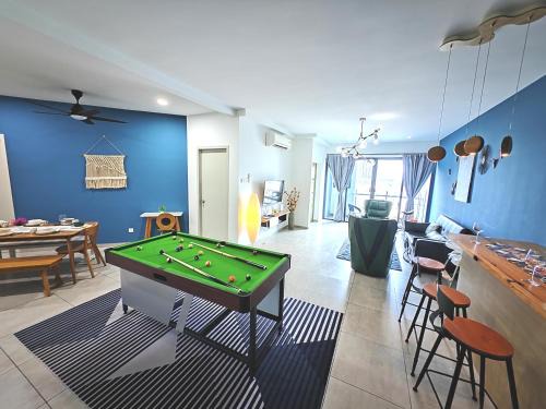 Galaxy 3BR 12-16pax Sea View I Wifi I 5min to Jonker