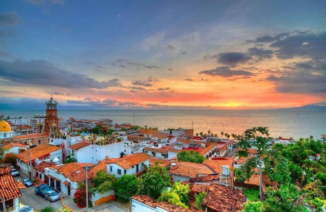 Galeana St 1 Apartment downtown Pv