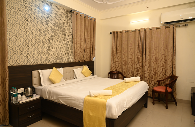 Ganga Darshanam Guest House