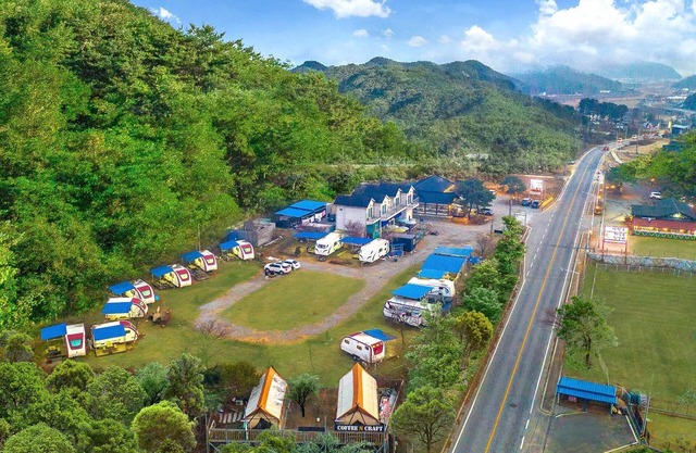 Gapeyong Unak Holiday Caravan