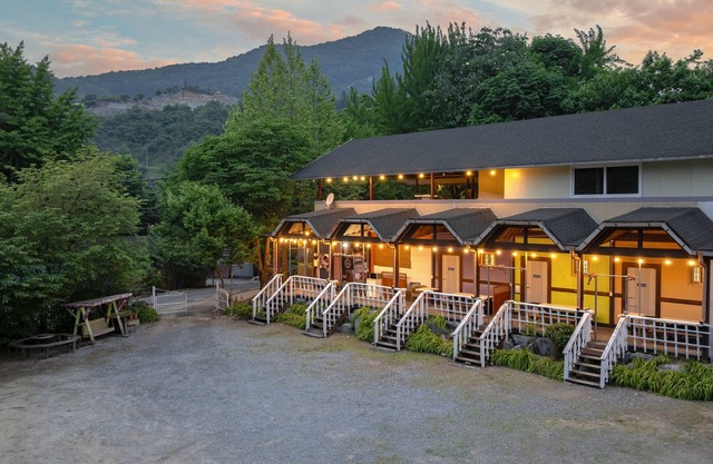 Gapyeong Noksu Valley Pet Group Pension
