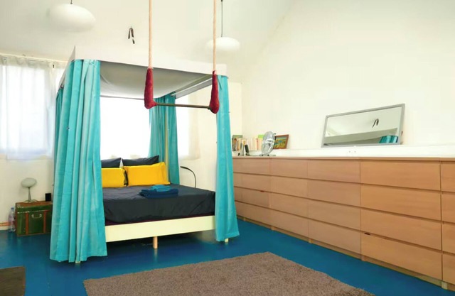 Garden House - Town house with small garden in Paris!