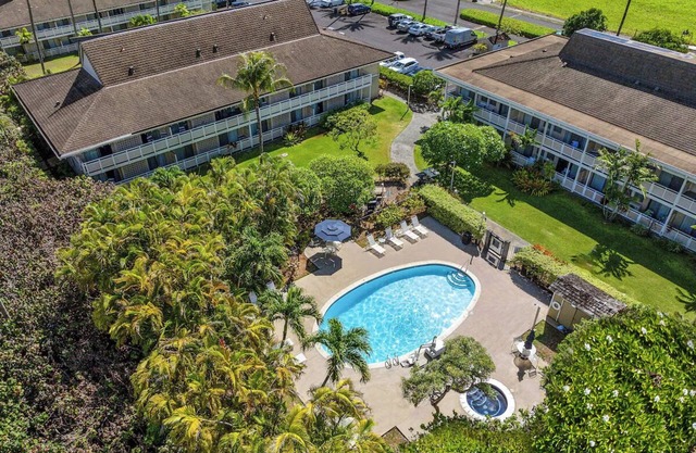 Garden Island Escape! Perfect Vacation | Onsite Pool + Hot Tub