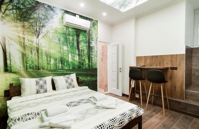 Garden Love on Deribasovskaya