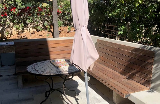 Garden Studio Apartment