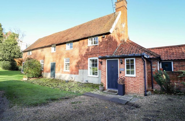 Gardener Cottage Hadleigh 