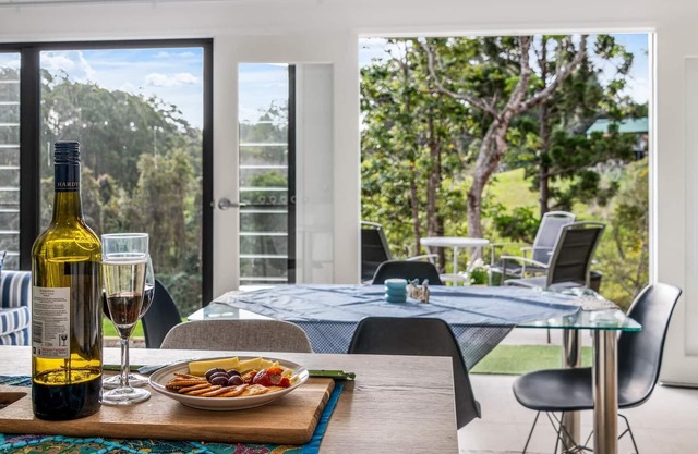Gardenia Cottage - Stunning One Bedroom Accessible Cottage, Minutes from Montville Village
