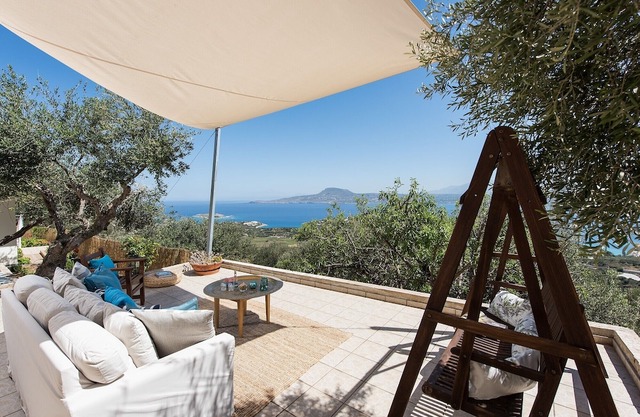 Gardenia Garden House with beautiful sea views, near the beach and the village.