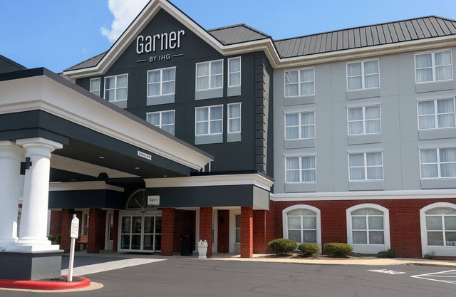 Garner Hotel Evansville East by IHG