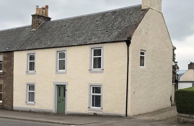 Garron House with Private Bathroom