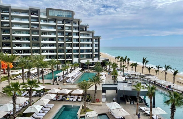 Garza Blanca 5 Star Luxury Resort: 2 bed/3 bath suite @ Los Cabos Beachn