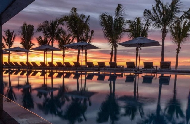 Garza Blanca Resort Luxury King Bed 1BR Suite+ Beach Access Pools Sleeps 4