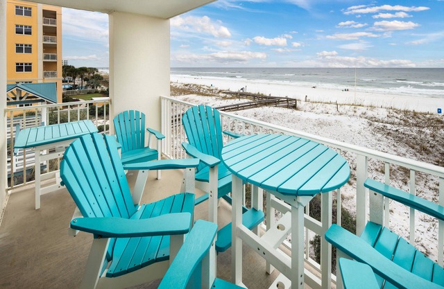 GD 301: Seas the Day – Your Beachfront Paradise Awaits!