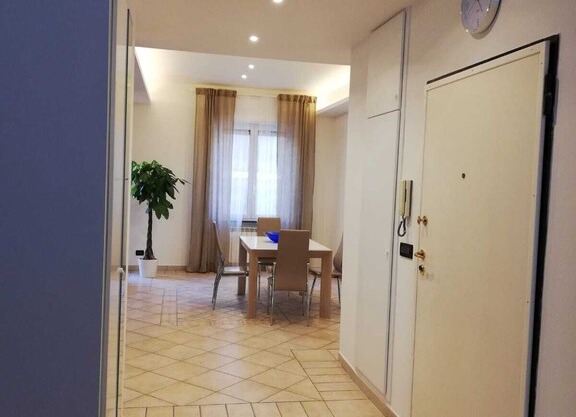 GENOA LOVELY APARTMENT "LA LANTERNA"