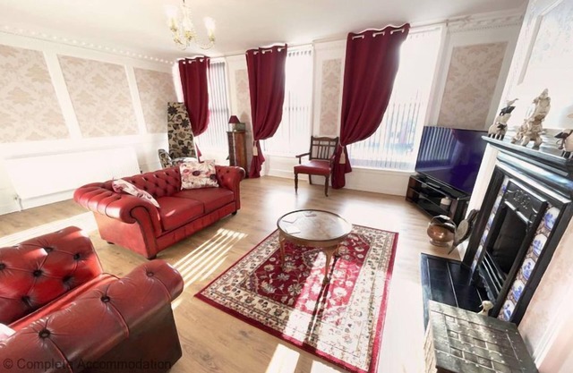 Georgian Apartment - 2 double bedrooms sleeping 4