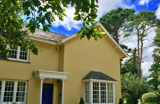 Georgian Residence In Private Grounds On Beautiful Llyn Peninsula Hot tub