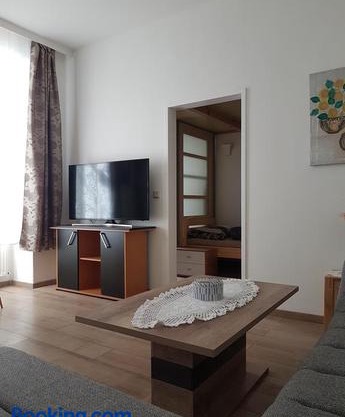 Gerald`s Apartment 5