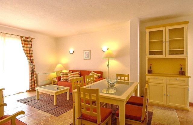 Giddah Orange Apartment, Pool, Wifi, AC