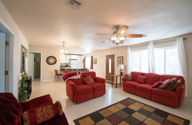 Gila Valley Cottage - Quiet Stay near EAC, Trails