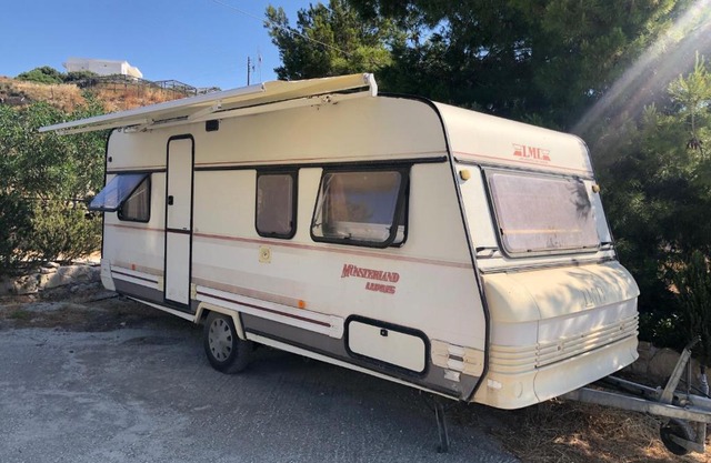 Giorgos caravan